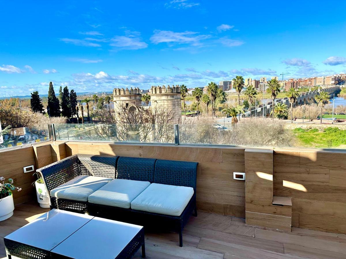 Alojamientos Puerta Palma Con Vistas Y Parking Badajoz Kültér fotó